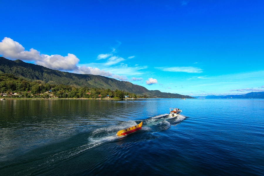 Water Sport Lake Toba
