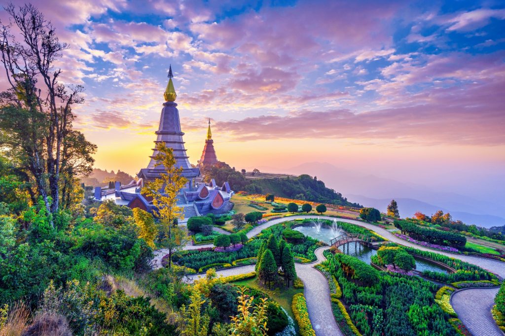 5 Top Places in Bangkok to Visit