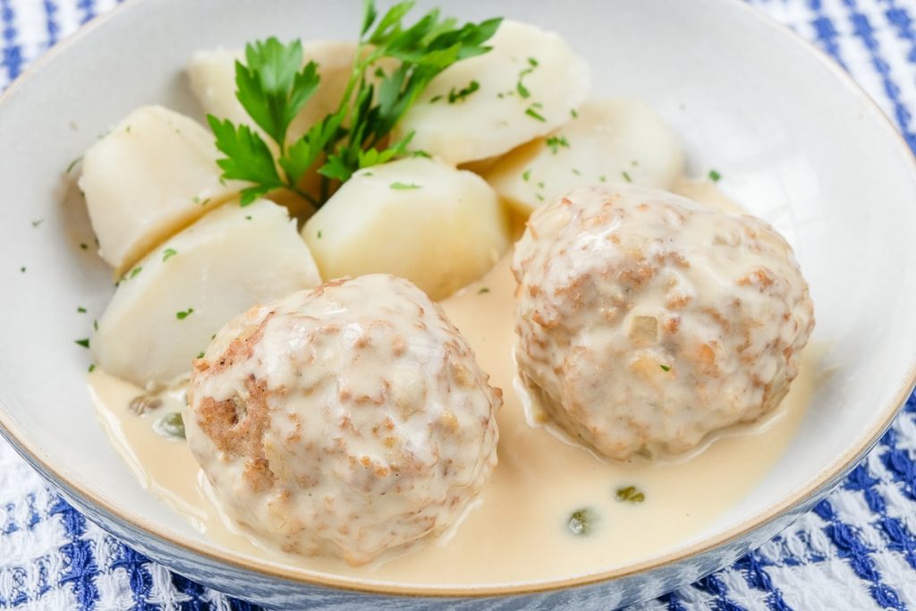 Königsberger Klopse : A Palate-Pleasing Experience of German Culinary Tradition