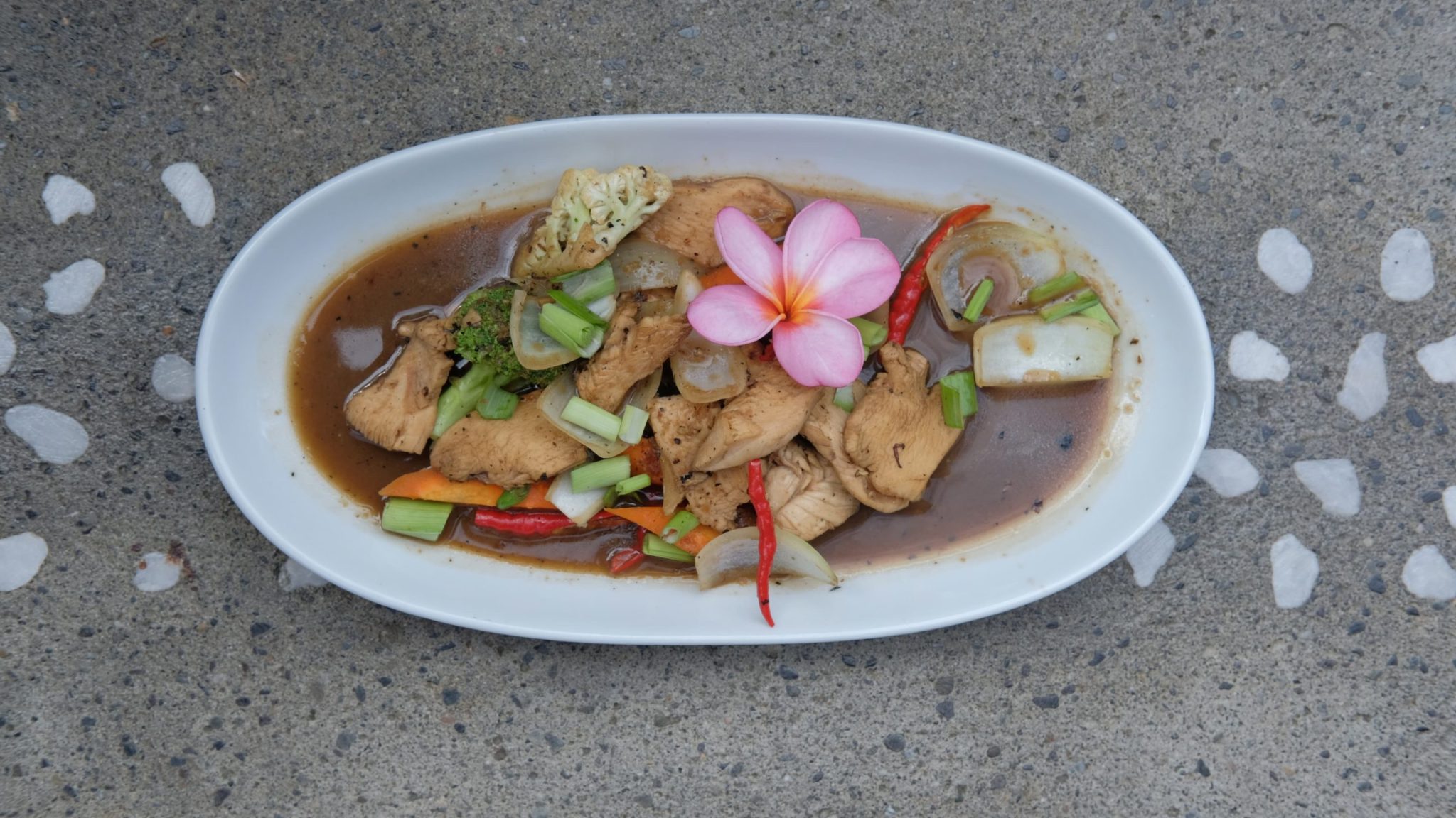 Healthy Eating in Bukit Lawang: A Guide for Travelers and Veggie Lovers